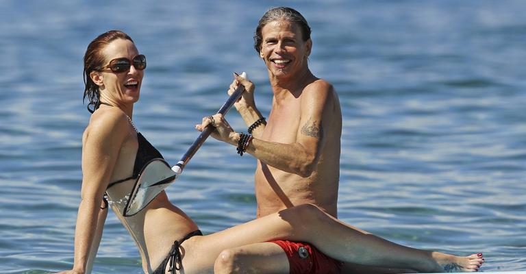 Romance entre Steven Tyler e Erin Brady