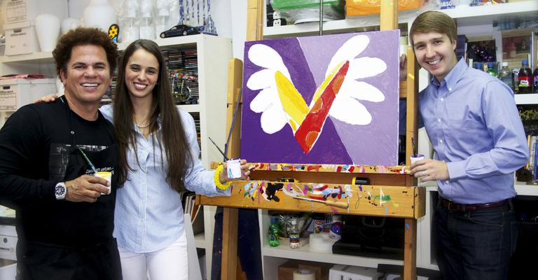 Poderoso Britto recebe visitas em seu estúdio