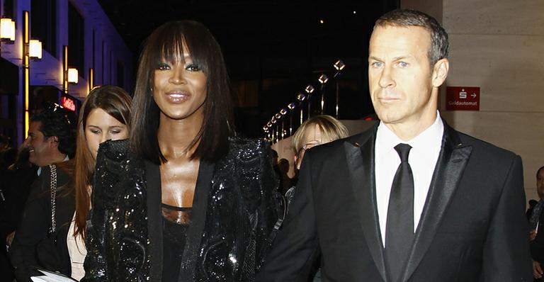 Naomi Campbell e Vladislav Doronin se mudam para nova mansão em Miami