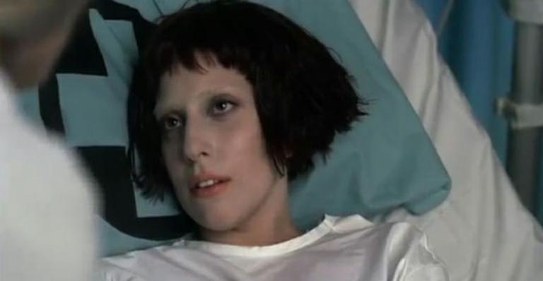 Assista: Lady Gaga lança clipe autobiográfico
