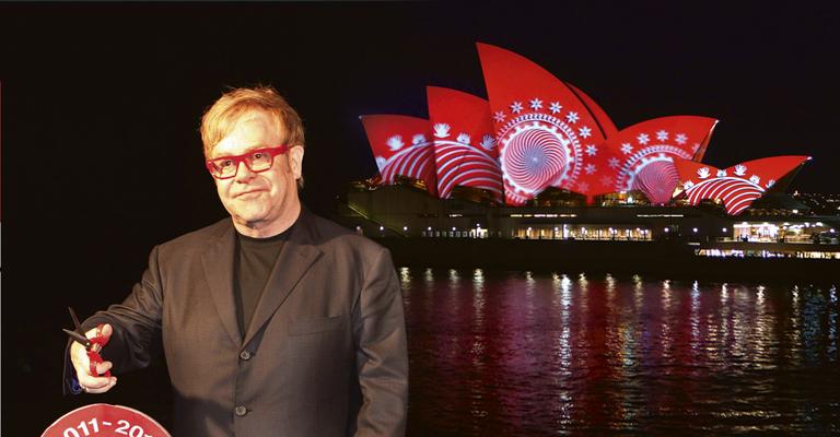Elton John engajado no Dia Mundial da Aids