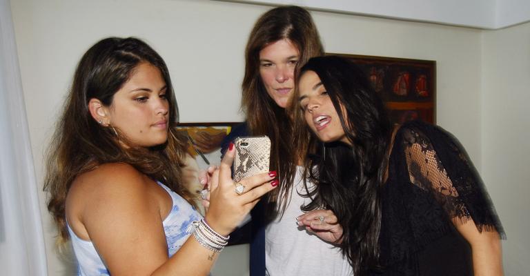 Emanuelle Araújo e Cristiana Oliveira no Recife
