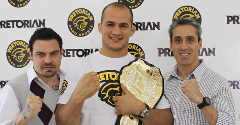 Agenda: Coletiva do campeão do UFC