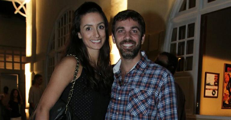 Marcelo Faria leva Camila Lucciola ao show de Gilberto Gil