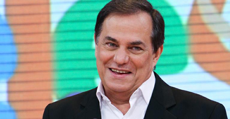 Ronnie Von fala de ‘crise dos 7 anos’ com a Gazeta