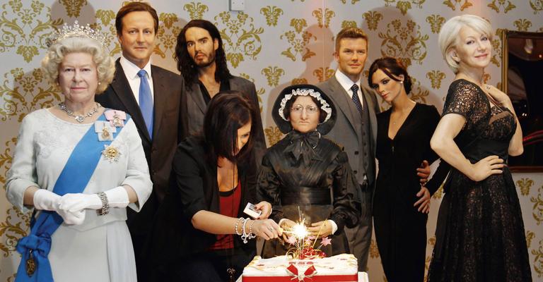 Estrelas celebram os 250 anos do nascimento de Marie Tussauds
