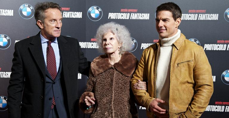Tom Cruise encontra Duquesa de Alba em première de ‘Missão: Impossível 4’