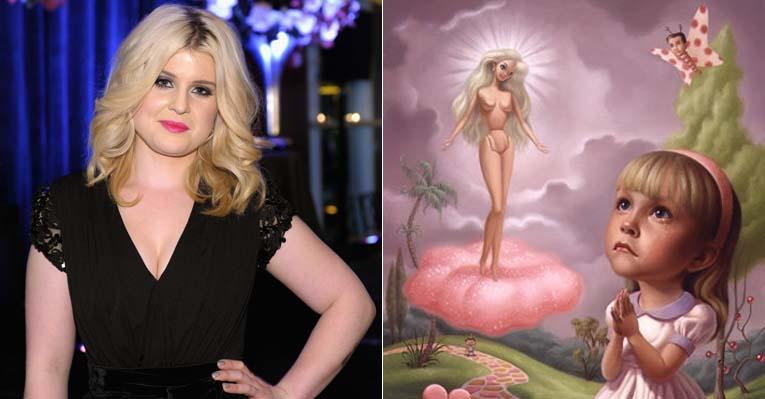 Kelly Osbourne chora ao receber presente de Natal
