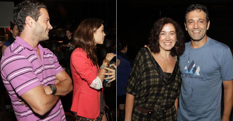 Lilia Cabral encontra seus filhos em Fina Estampa durante noite no teatro