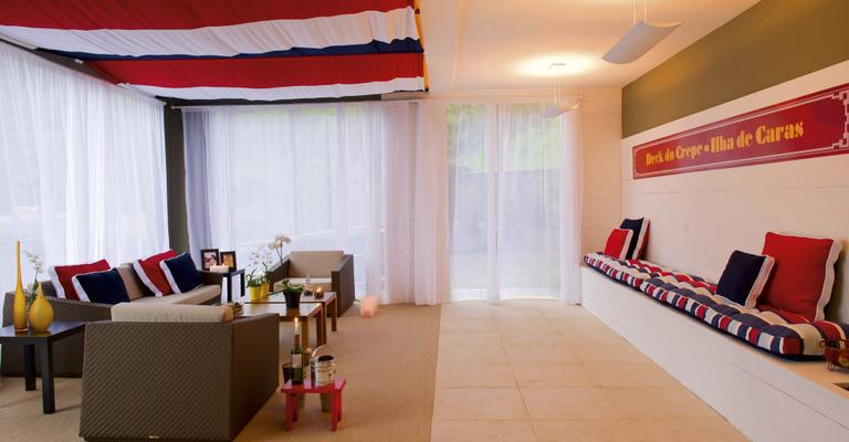 Decoração da Ilha de CARAS: Cais Crêpe