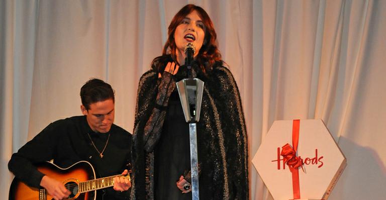 Florence Welch gostaria que Tom Waits cantasse música de sua banda