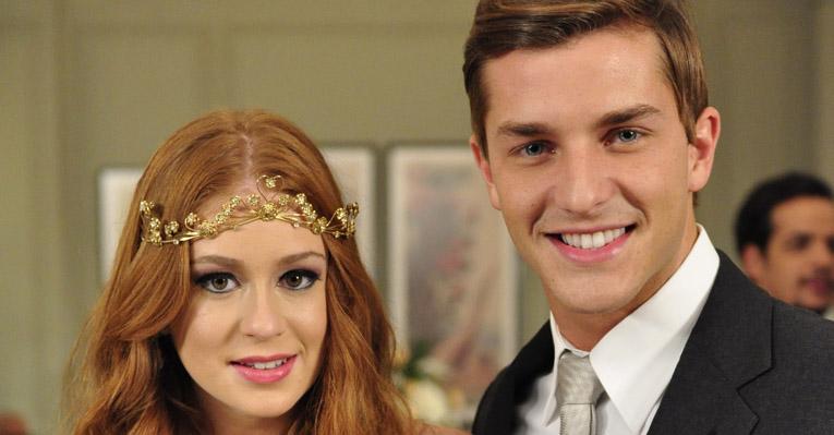 Nos EUA, Marina Ruy Barbosa comemora prêmios conquistados no ‘Vídeo Show Retrô’