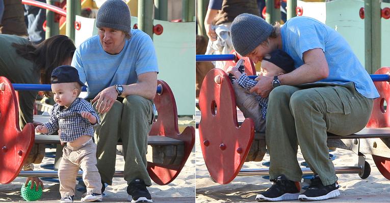 Owen Wilson se diverte com o filho em Los Angeles