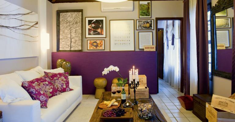Decoração da Ilha de CARAS: Bangalô Vin Rouge
