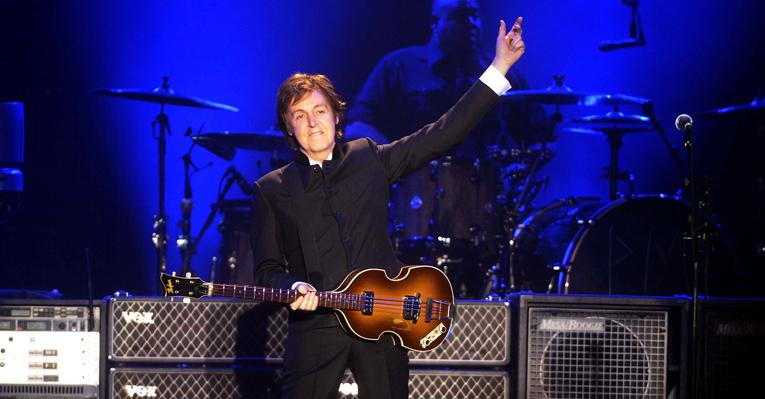 Paul McCartney divulga a capa do seu novo disco de covers