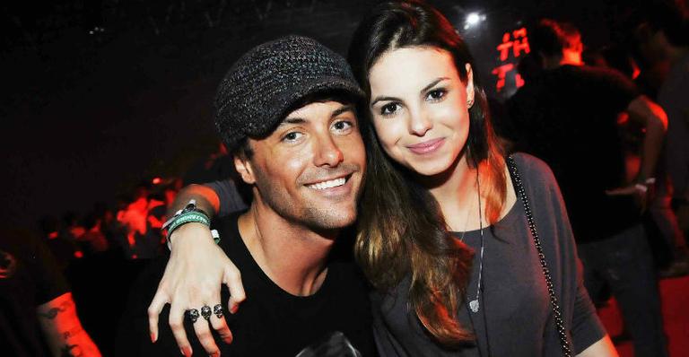 Kayky e Sthefany Brito curtem apresentação de David Guetta no Rio
