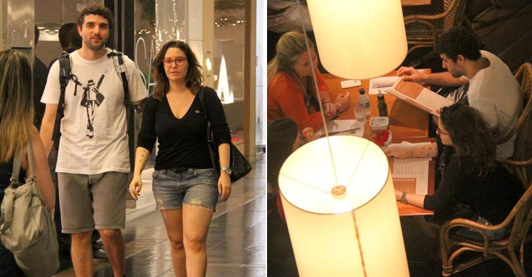 Maria Rita e Davi Moraes jantam com amigas em shopping carioca