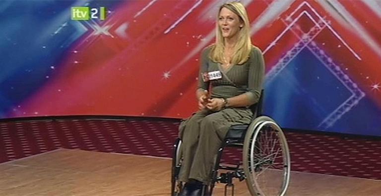 Finalista do ‘X Factor’ morre aos 37 anos vítima de câncer