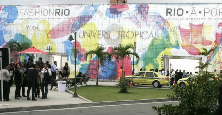Semana de moda carioca homenageia o Rio de Janeiro