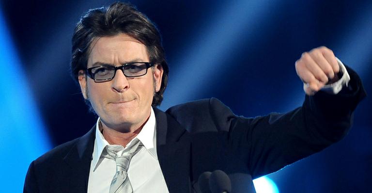 Charlie Sheen: ‘Não sou mais louco’