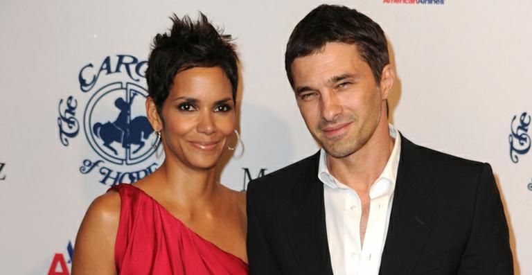 Olivier Martinez confirma noivado com a atriz Halle Berry