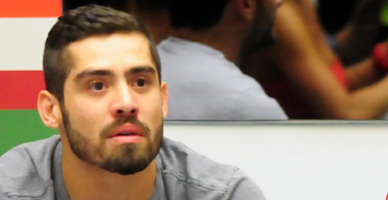 BBB12: Yuri sai do carro e seis continuam na prova