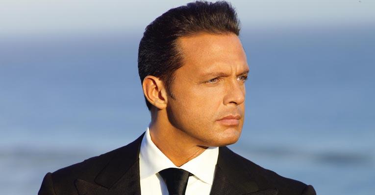 Cantor latino Luis Miguel vem ao Brasil em março
