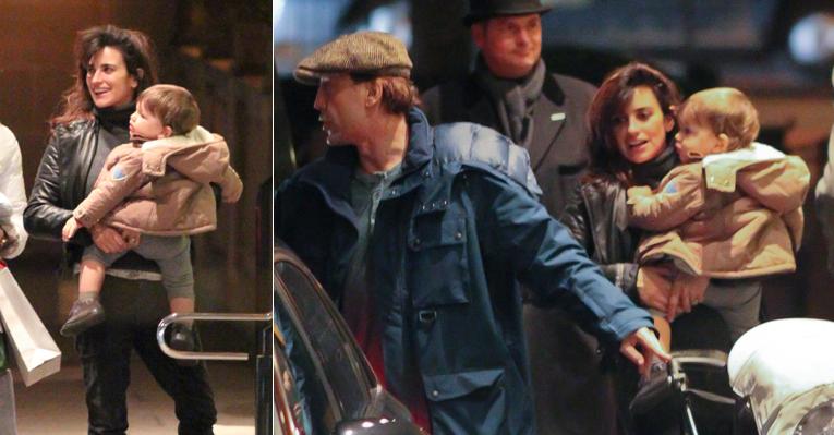 Penélope Cruz e Javier Bardem passeiam com o primogênito nas ruas de Londres