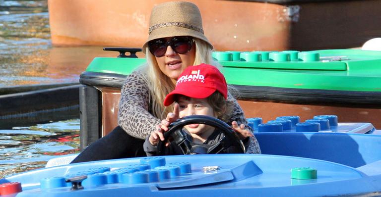 Momentos fofos da comemoração de 4 anos do filho de Christina Aguilera