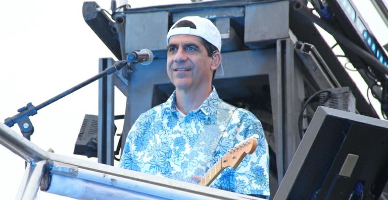 Asa de Águia celebra 25 anos de carreira neste carnaval