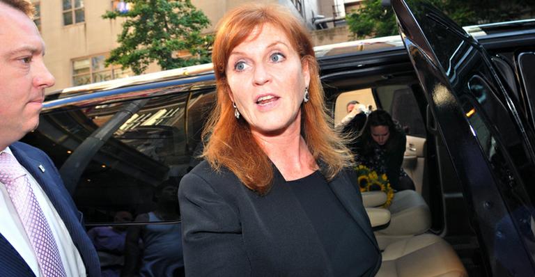 Turquia quer extraditar Sarah Ferguson por vídeo feito em orfanato; Londres descarta
