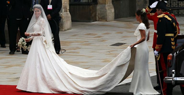 Desenho do vestido de noiva de Kate Middleton: o melhor do ano?