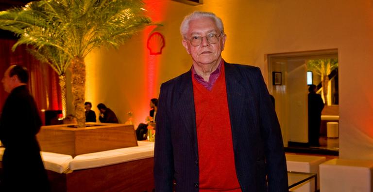 Vítima de câncer, morre em São Paulo o diretor Fernando Peixoto