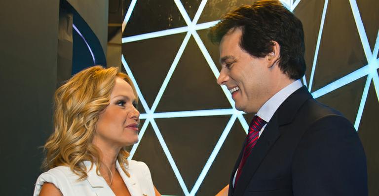 Carnaval do SBT terá Eliana e Celso Portiolli na apresentação e Silvio Santos em desenho