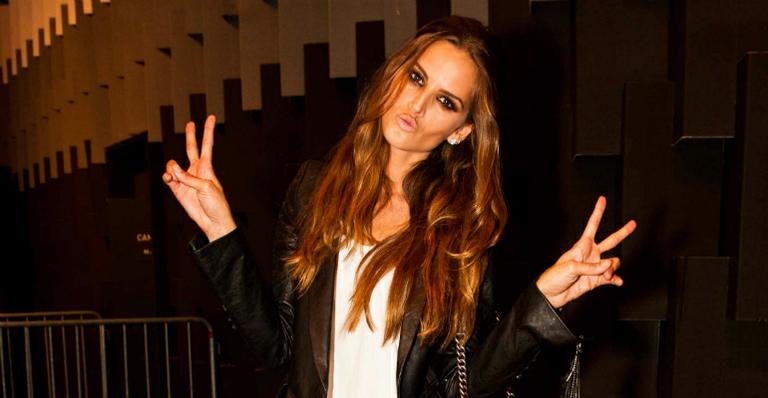 Izabel Goulart faz ‘bate-volta’ de NY para o Fashion Week e brinca: ‘Meu sobrenome é trabalho’