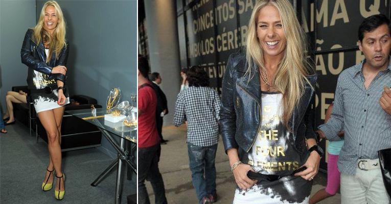 O microvestido de Adriane Galisteu no SPFW