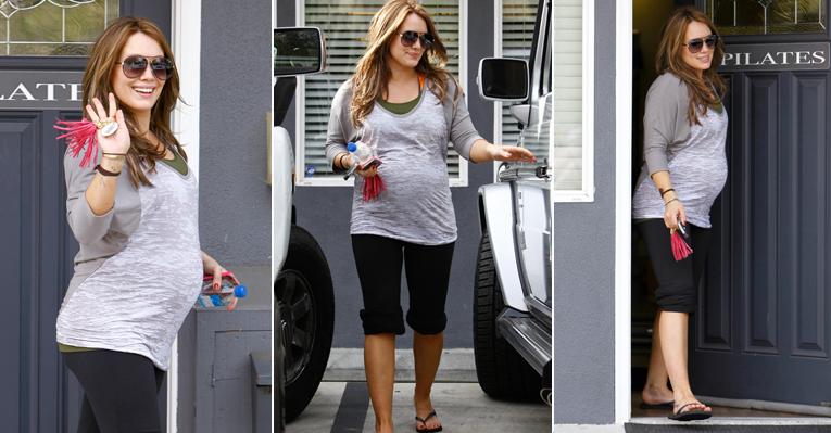 Grávida de sete meses, Hillary Duff mostra ‘barrigão’ em Los Angeles