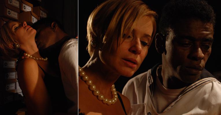 Seu Jorge e Paula Burlamaqui em cenas quentes no cinema