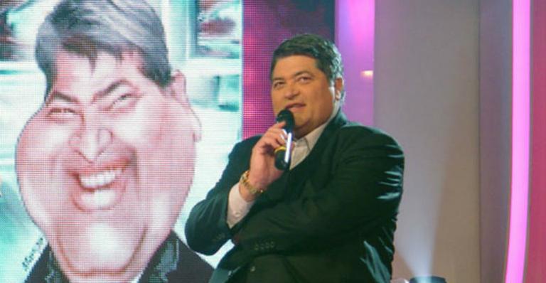Datena passa bem após cirurgia na garganta