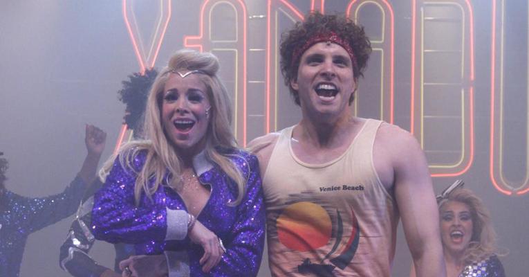 Após acidente, Danielle Winits agradece apoio de fãs e torce por Thiago Fragoso