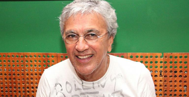 Música de Caetano Veloso ‘Reis e Ratos’ tem download gratuito em três versões na net