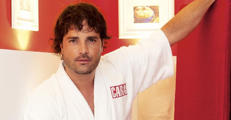 Rodrigo Phavanello se liberta dos cabelos longos