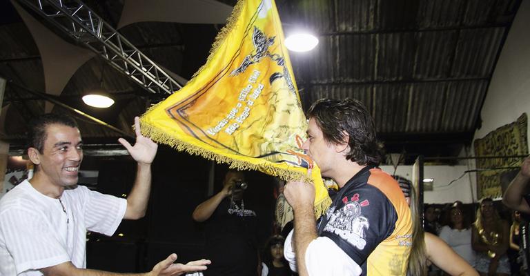 Fábio Assunção na folia em SP