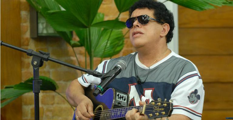 Wando ainda está na UTI e foi submetido a uma traqueostomia
