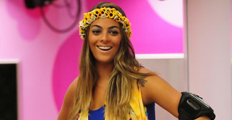 Monique diz que não está em condições de posar nua