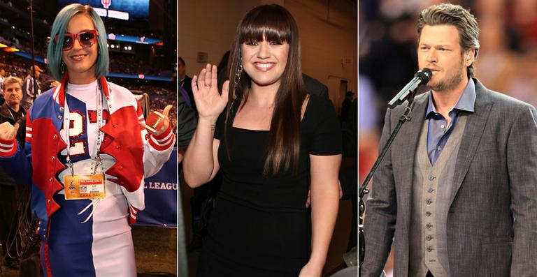Katy Perry usa uniforme, enquanto Kelly Clarkson e Blake Shelton representam os EUA