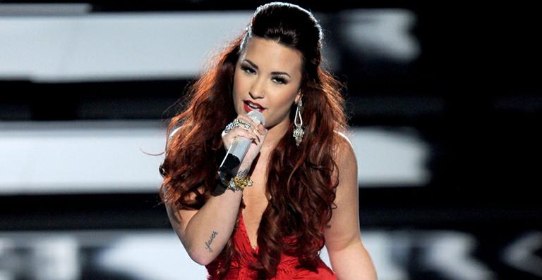 Demi Lovato abre o jogo sobre sua reabilitação em documentário
