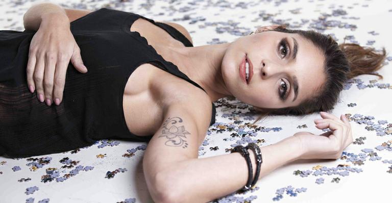 Aline Muniz lança clipe da música ‘Um Dia’