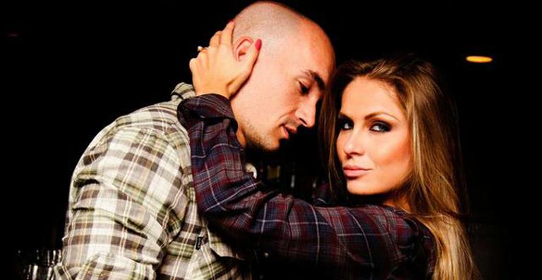 Ex-namorado faz nova música para Renata, que voltou a ficar com Jonas