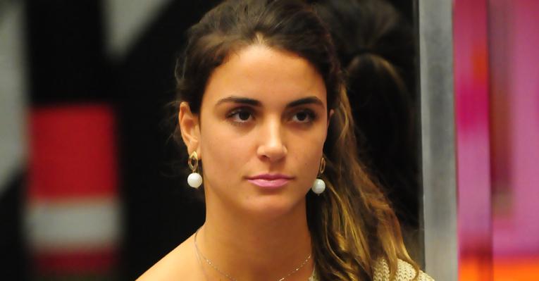 Laisa confessa ter trocado o silicone três vezes. ‘Da última vez, coloquei 400 ml’